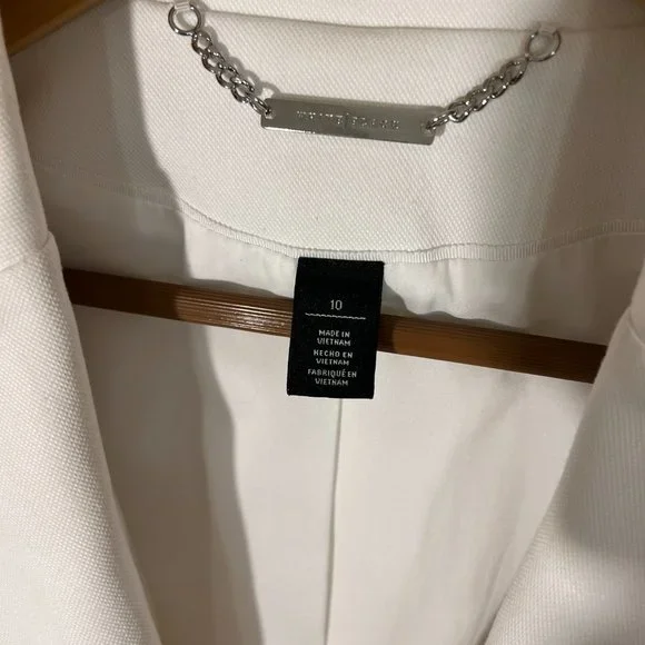 Elegant White Women's Blazer - Picture 4 of 6